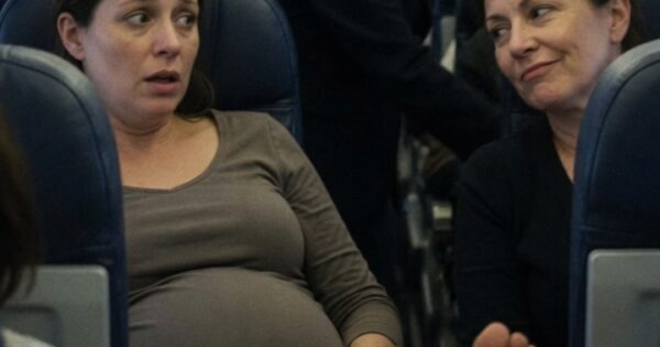 Flight Karma: Pregnant Passenger Watched Arrogance Collapse Midair