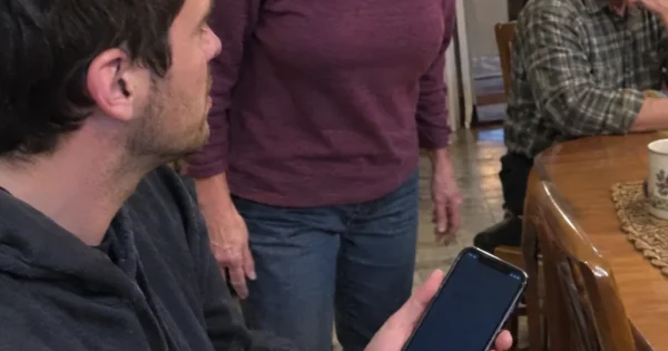 My Mom Tried to Take My Paycheck for My Sister — An Inspiring Family