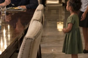 A Daughter’s Kindness Changes the Boss’s Heart — An Inspiring Family